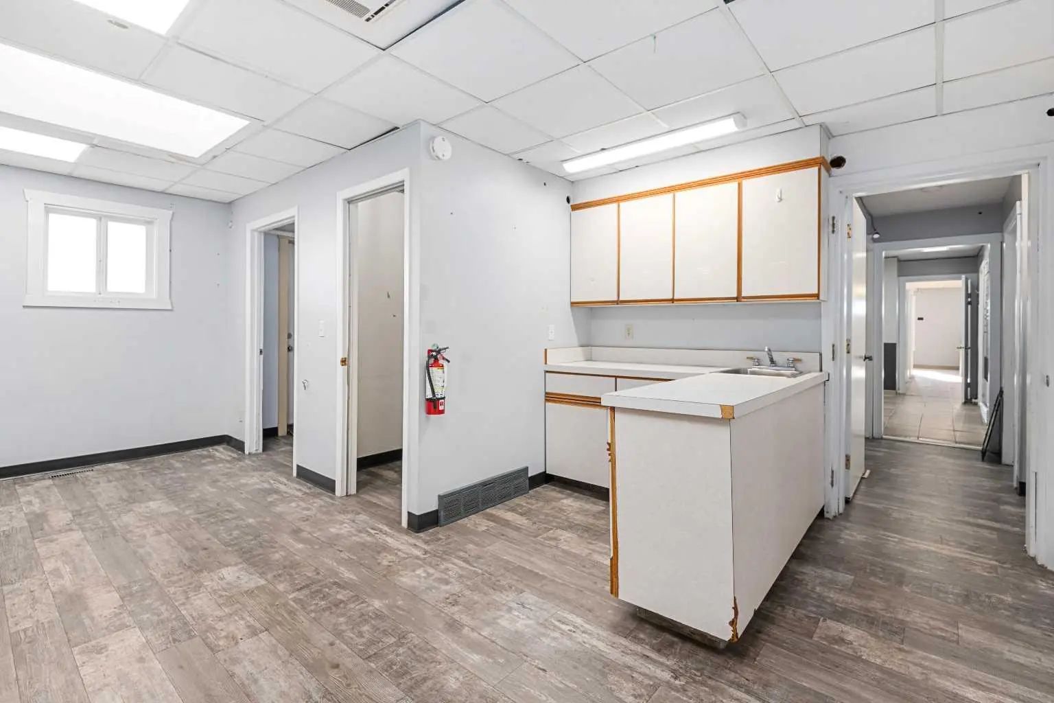 101 117 East Lake Crescent Northeast, Airdrie – Commercial Mixed Use Listing Photo 32