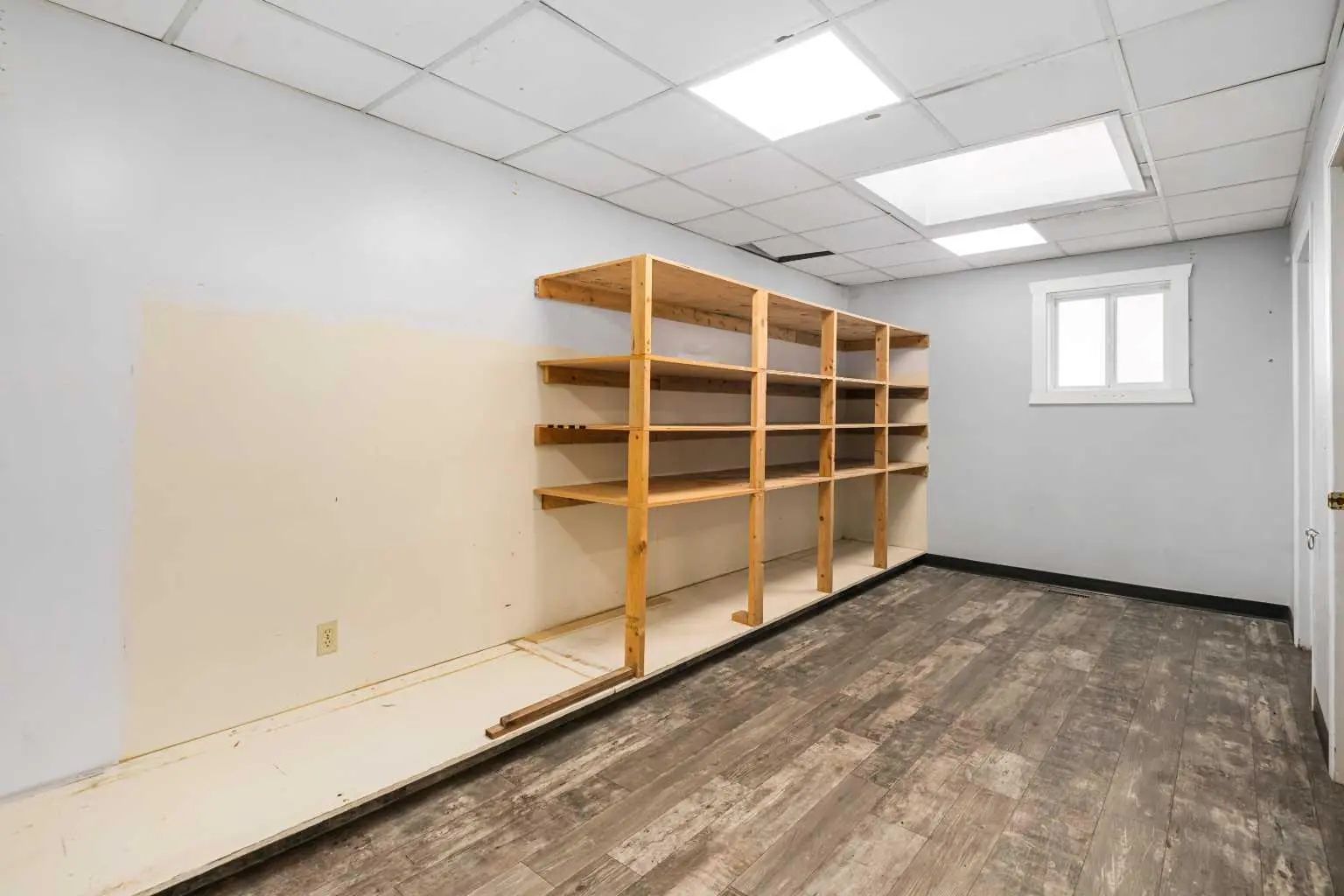 101 117 East Lake Crescent Northeast, Airdrie – Commercial Mixed Use Listing Photo 33