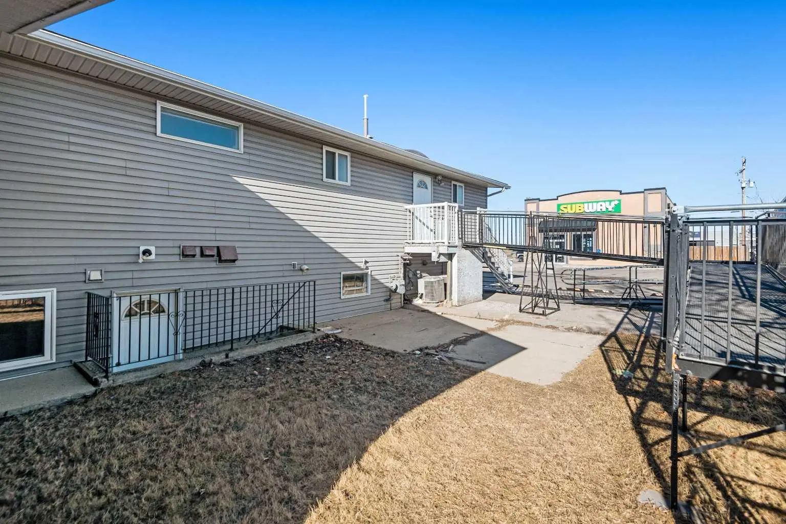 101 117 East Lake Crescent Northeast, Airdrie – Commercial Mixed Use Listing Photo 42