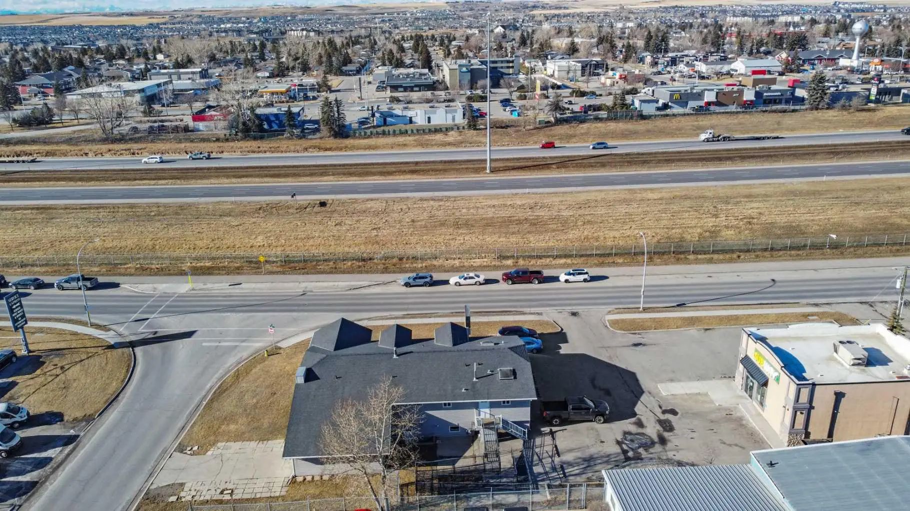 101 117 East Lake Crescent Northeast, Airdrie – Commercial Mixed Use Listing Photo 45
