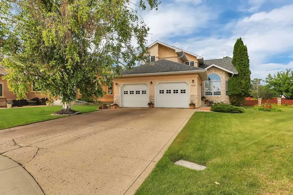 6406 55 Avenue , Ponoka