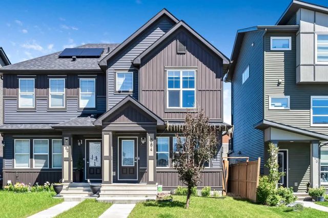 384 Chinook Gate Close Sw, Airdrie