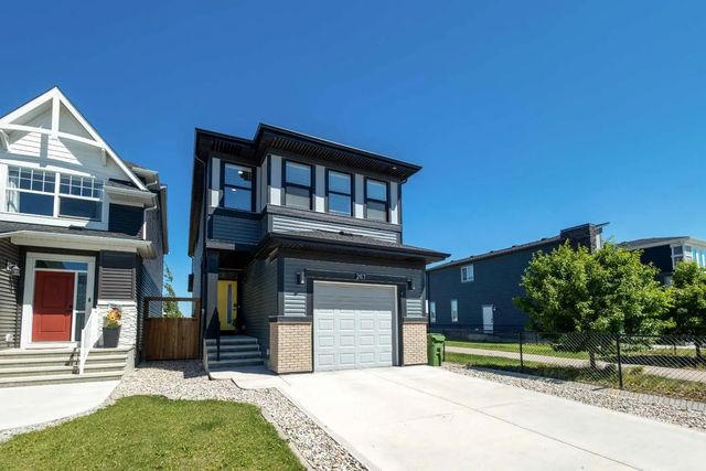 267 Belmont Heath Sw, Calgary