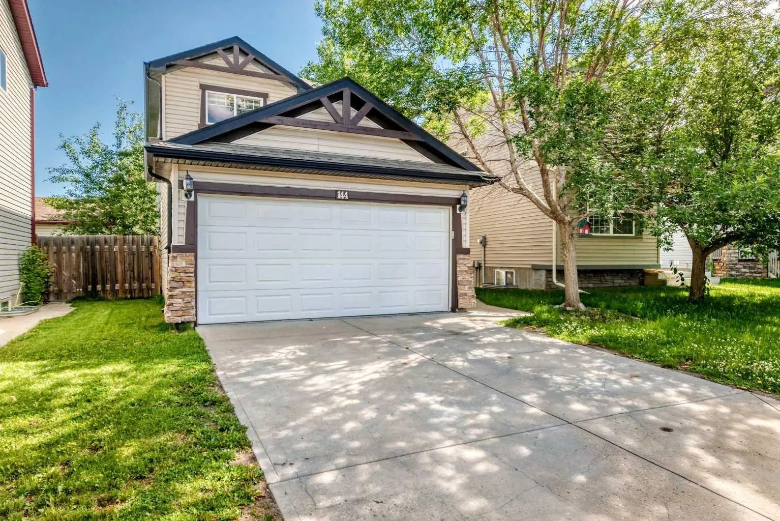 Photo of Listing #A2327746