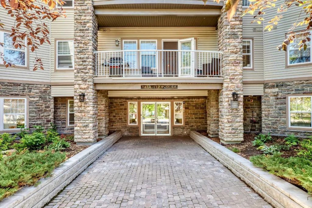 303 1414 17 Street Se, Calgary
