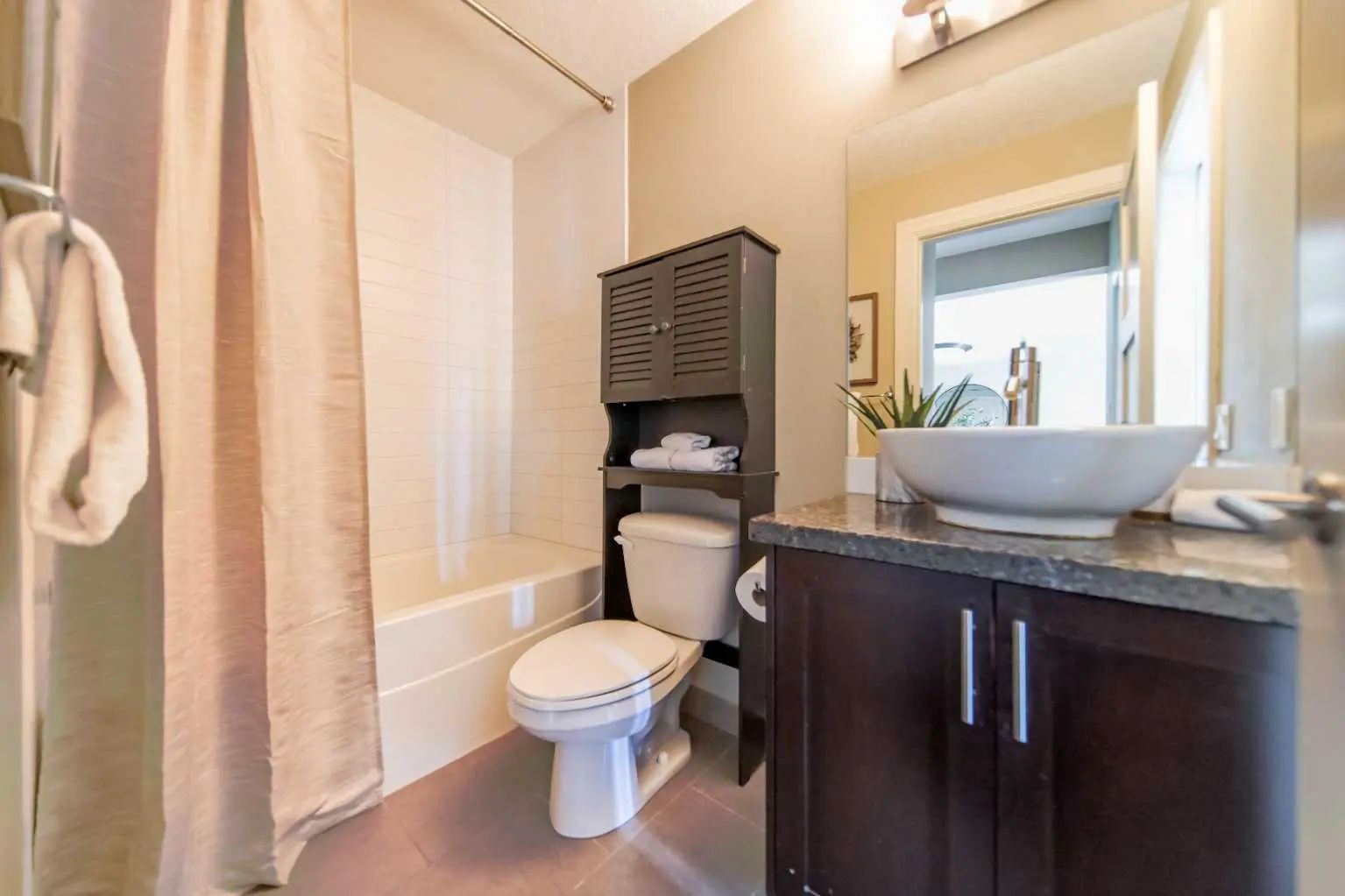 208 518 33 Street Northwest, Calgary – Residential Apartment Listing Photo 14