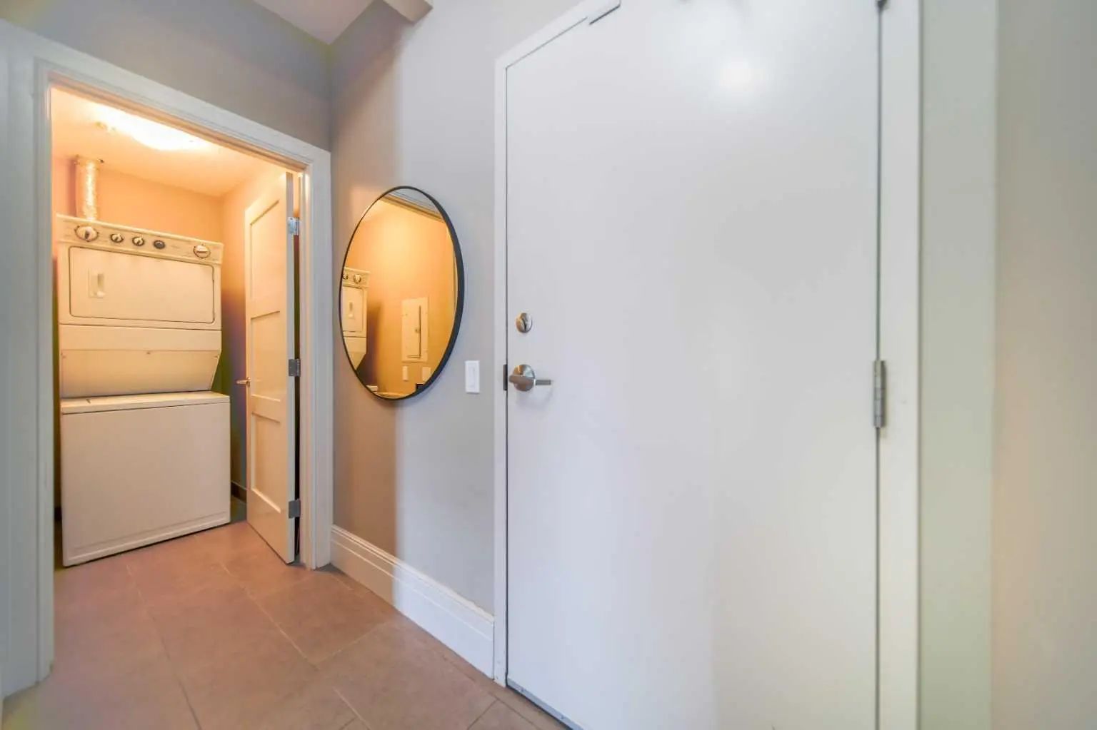 208 518 33 Street Northwest, Calgary – Residential Apartment Listing Photo 2