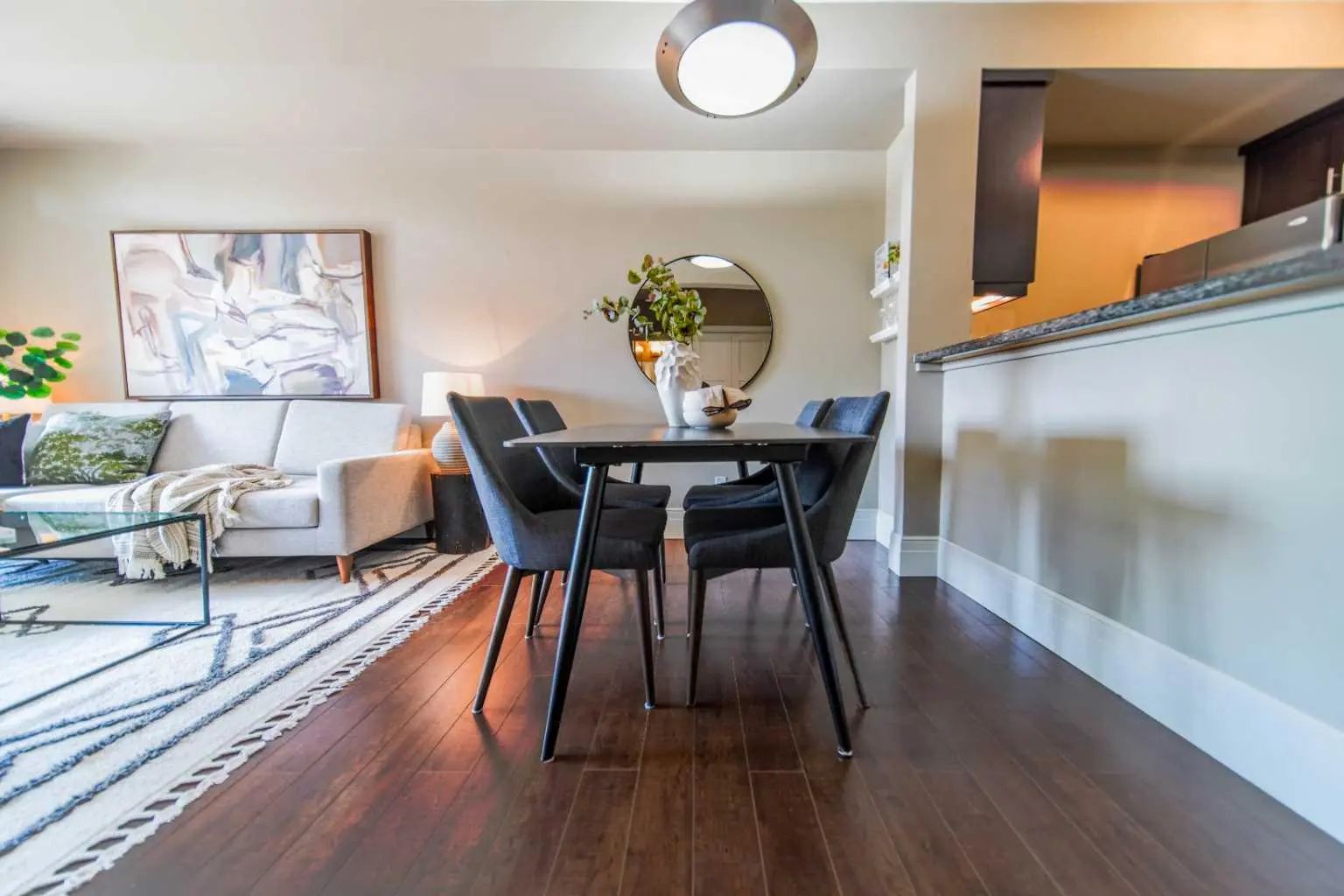 208 518 33 Street Northwest, Calgary – Residential Apartment Listing Photo 5