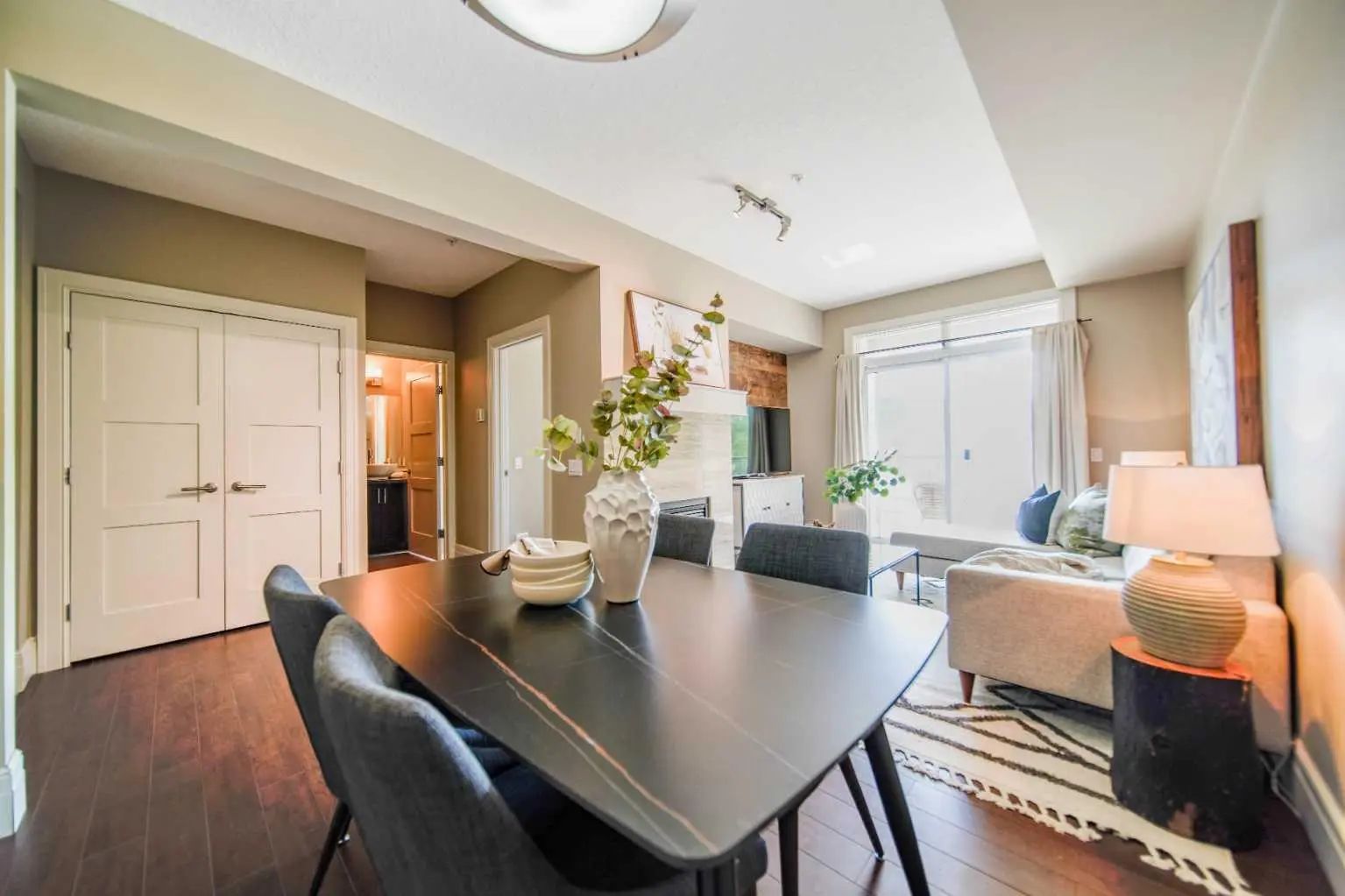 208 518 33 Street Northwest, Calgary – Residential Apartment Listing Photo 6
