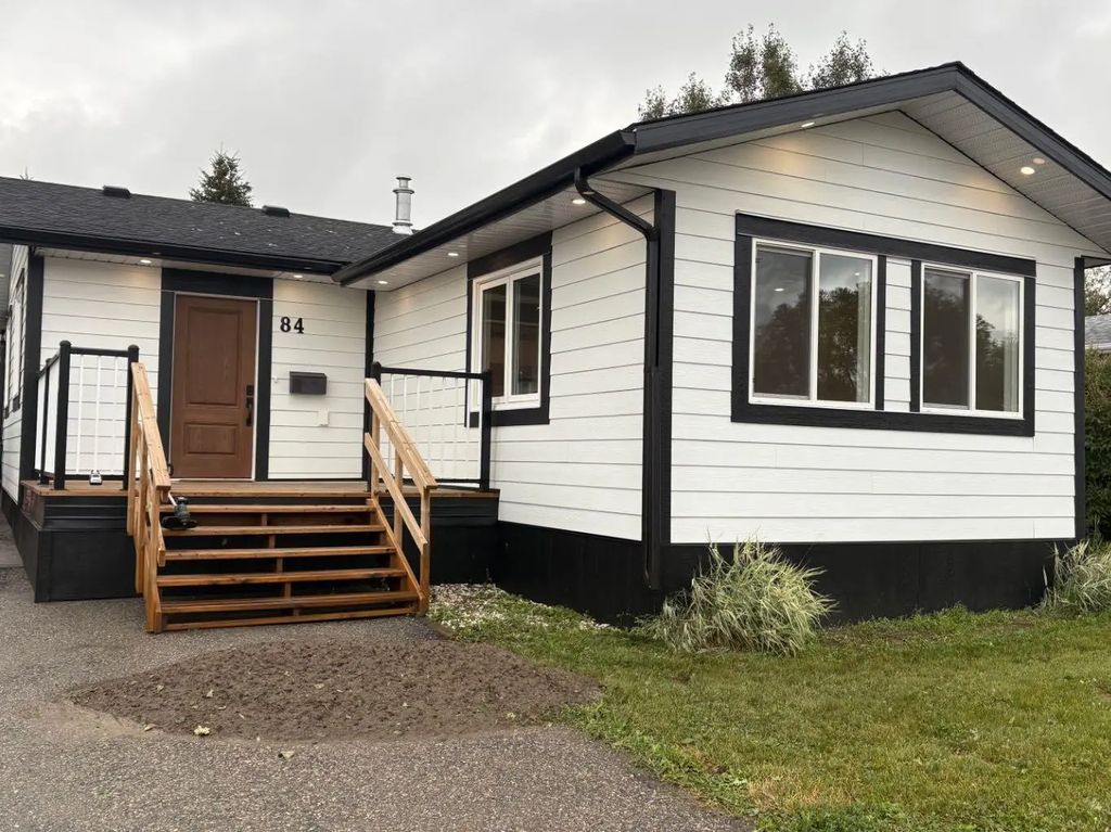 84 1712 23 Street , Coaldale