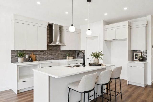 89 Heritage Park , Cochrane
