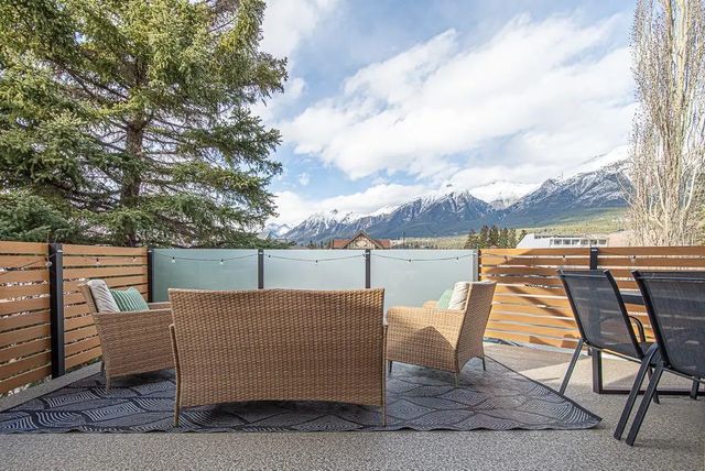 2 729 7th Street  , Canmore