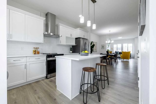 52 Andalusian Road , Cochrane
