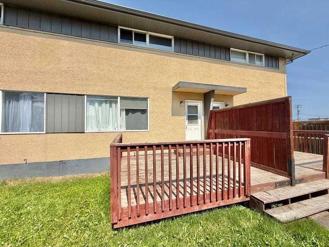 12 126 Hardisty Avenue , Hinton