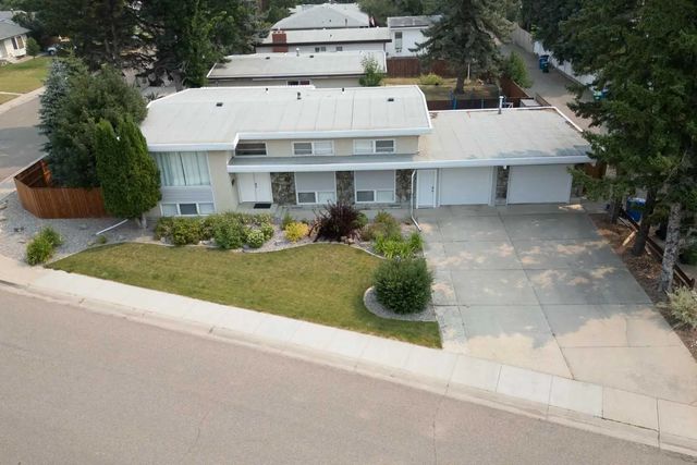 1019 Glacier Drive S, Lethbridge
