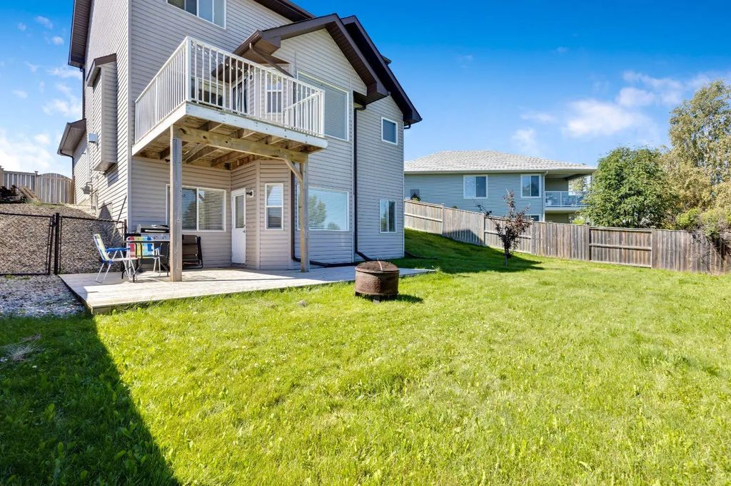 148 Hillcrest Boulevard , Strathmore