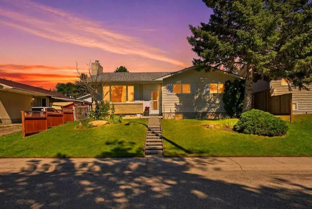 2415 Vista Crescent Ne, Calgary