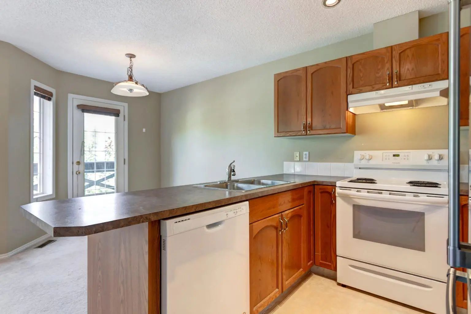 3 823 Wilson Way , Canmore – Residential Row/Townhouse Listing Photo 11