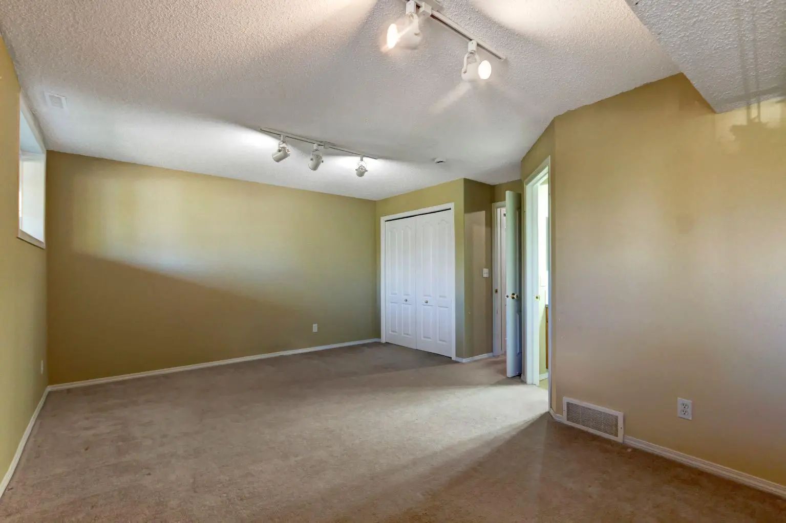 3 823 Wilson Way , Canmore – Residential Row/Townhouse Listing Photo 26
