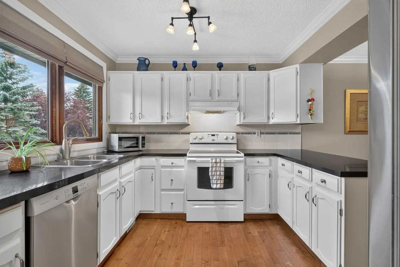 12 140 Point Drive Northwest, Calgary – Residential Row/Townhouse Listing Photo 15