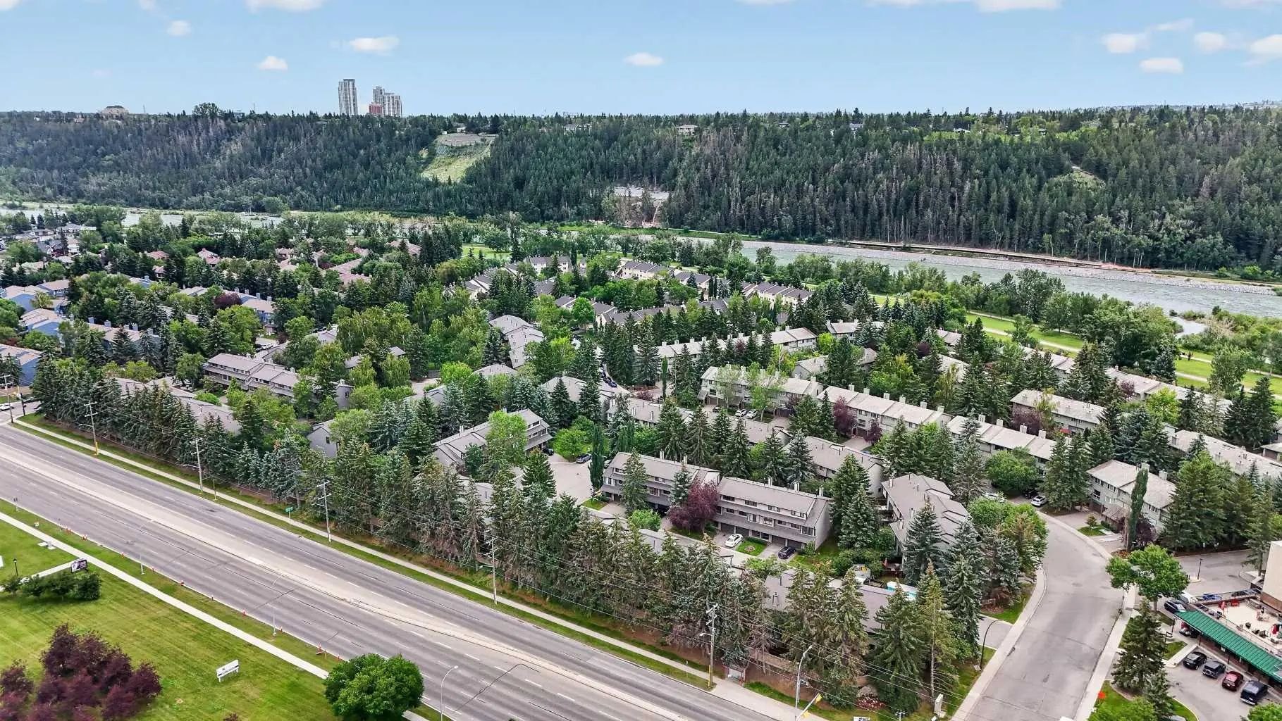 12 140 Point Drive Northwest, Calgary – Residential Row/Townhouse Listing Photo 4
