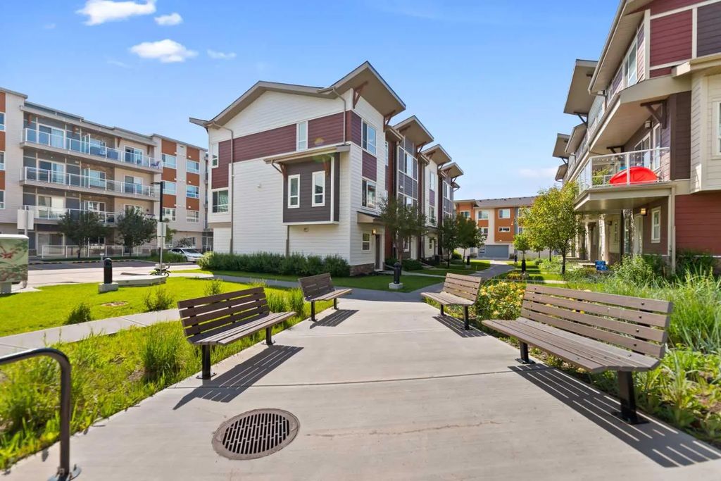 209 Harvest Hills Common Ne, Calgary