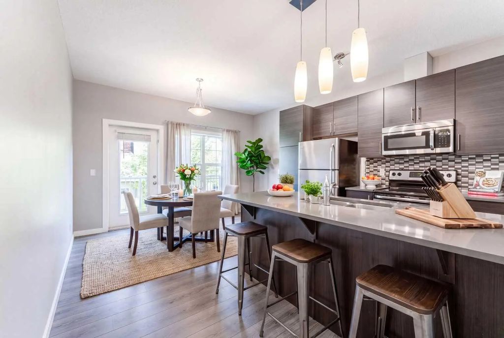 349 130 New Brighton Way Se, Calgary