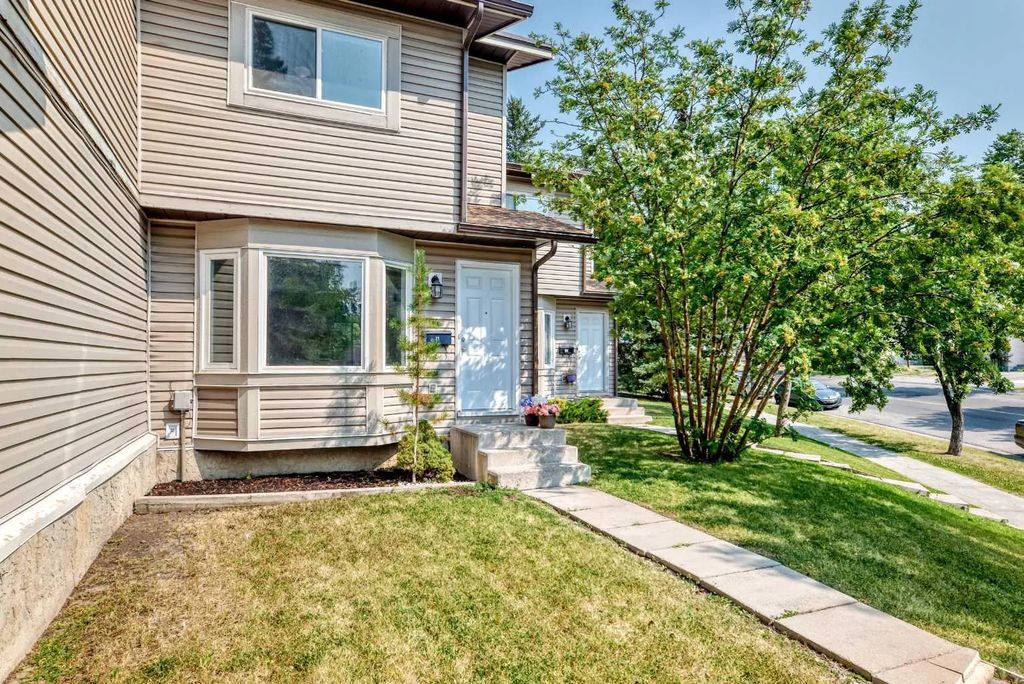 11 Falshire Terrace Ne, Calgary
