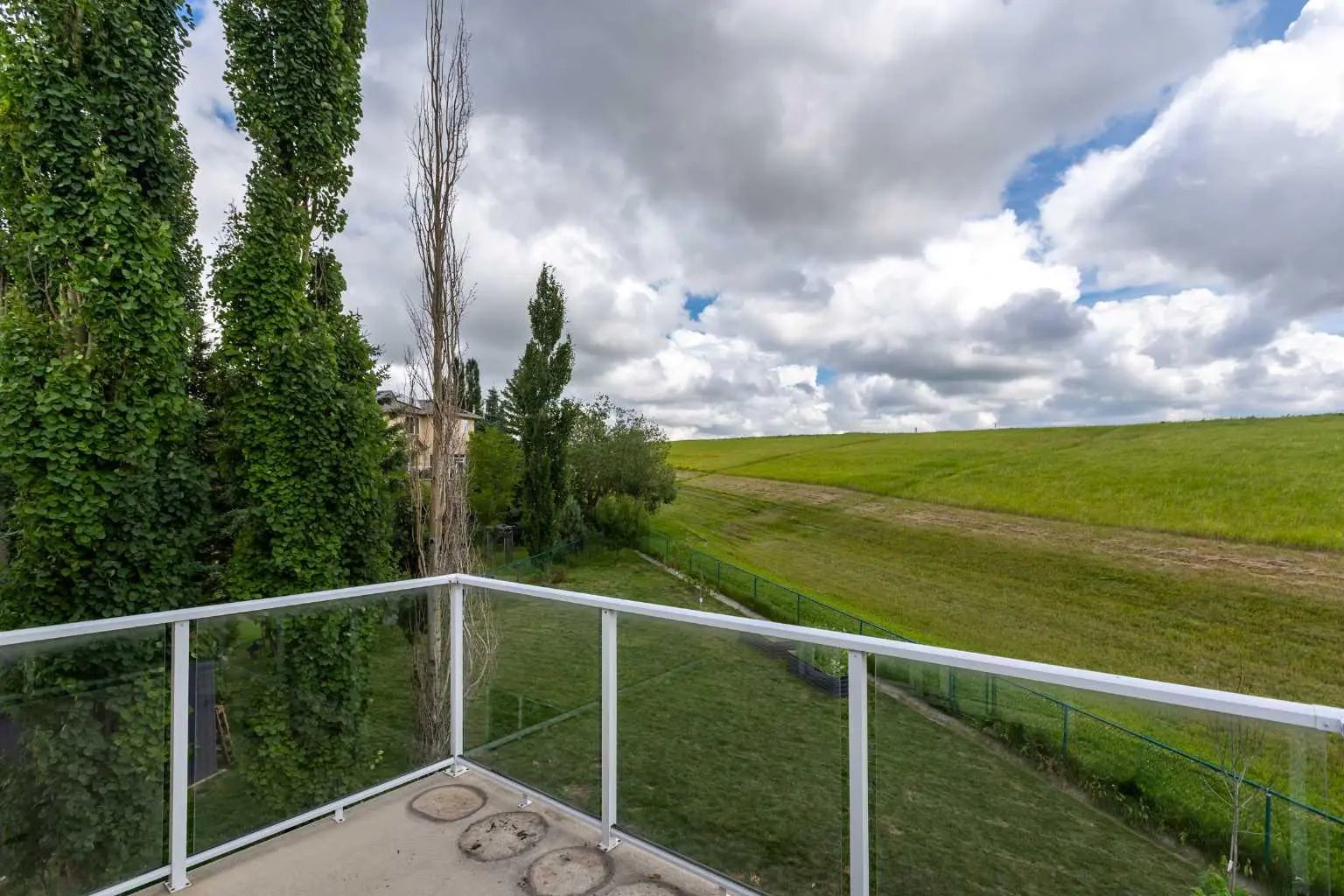 81 Royal Crest Terrace Northwest, Calgary – Residential Detached Listing Photo 24