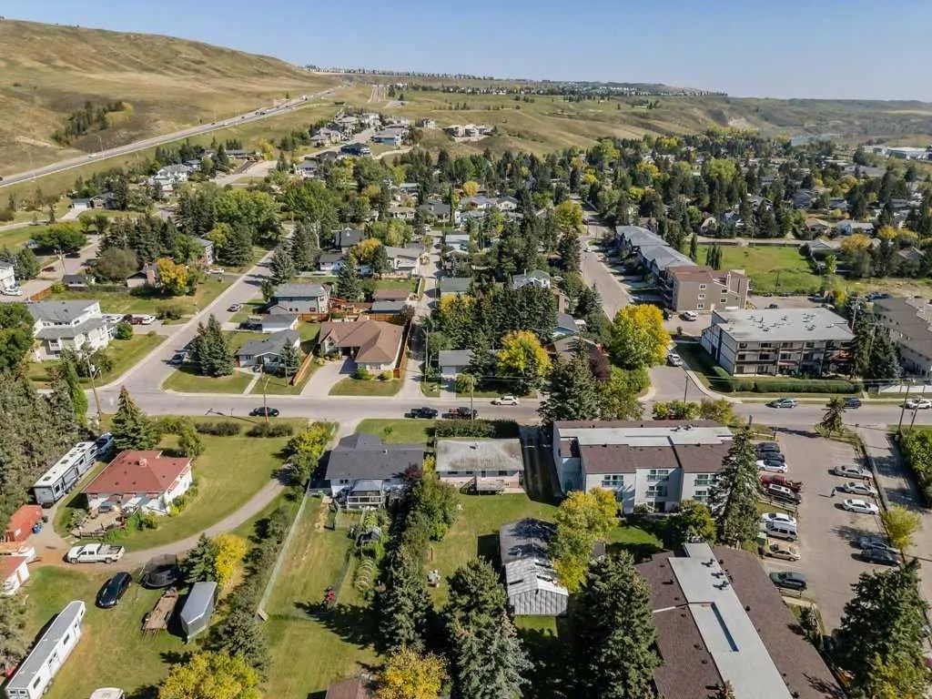 217 Ross Avenue , Cochrane – Residential Detached Listing Photo 36