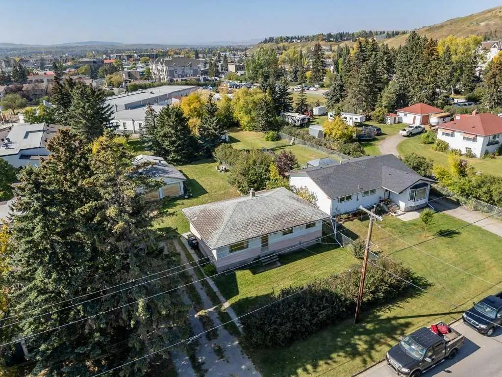 217 Ross Avenue , Cochrane – Residential Detached Listing Photo 4