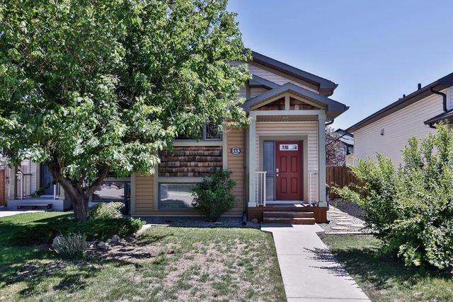 215 Haru Moriyama Place N, Lethbridge