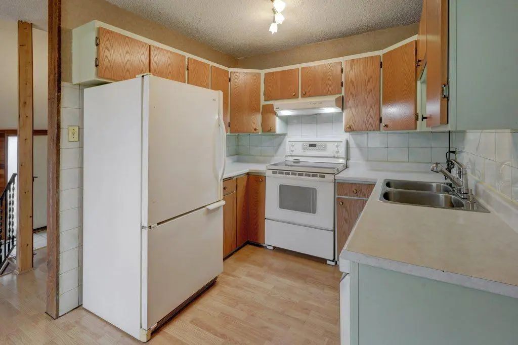 2009 41 Street Southeast, Calgary – Residential Semi Detached (Half Duplex) Listing Photo 13