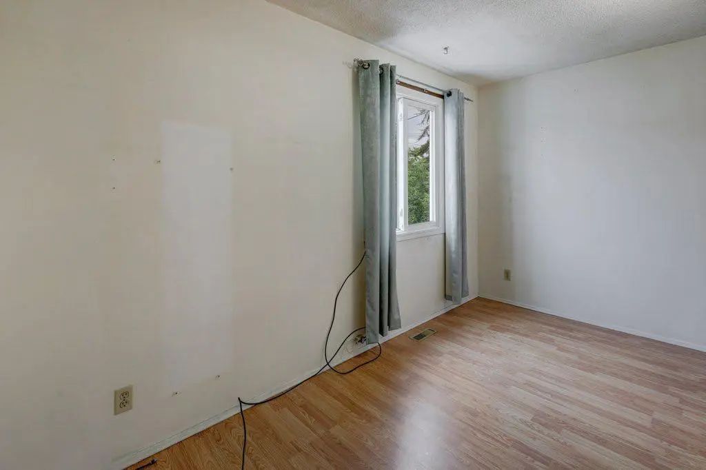 2009 41 Street Southeast, Calgary – Residential Semi Detached (Half Duplex) Listing Photo 17