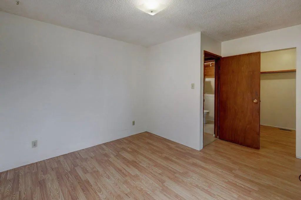 2009 41 Street Southeast, Calgary – Residential Semi Detached (Half Duplex) Listing Photo 19