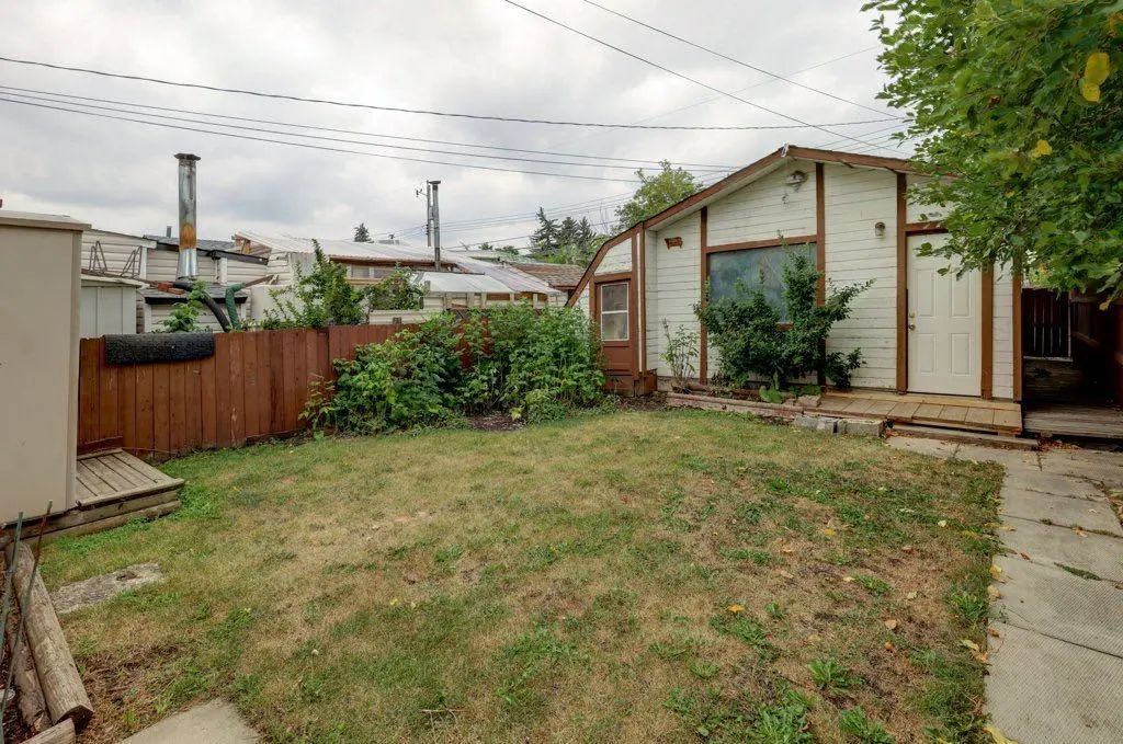 2009 41 Street Southeast, Calgary – Residential Semi Detached (Half Duplex) Listing Photo 28