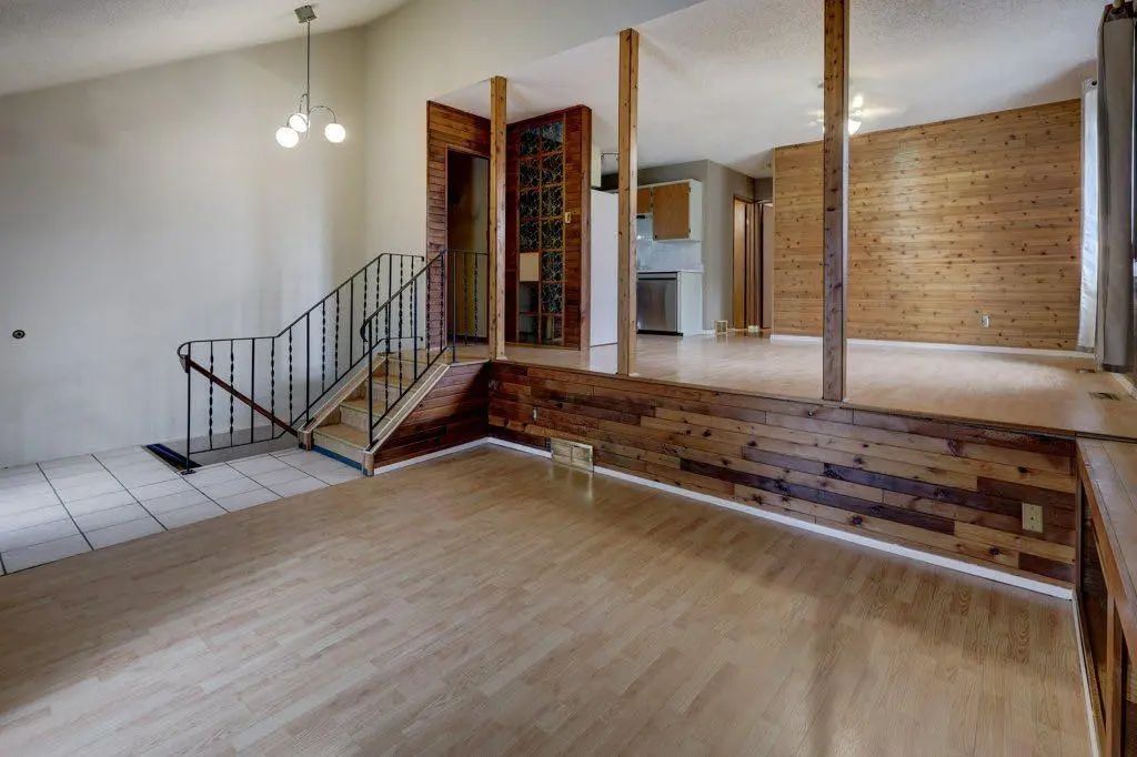 2009 41 Street Southeast, Calgary – Residential Semi Detached (Half Duplex) Listing Photo 8
