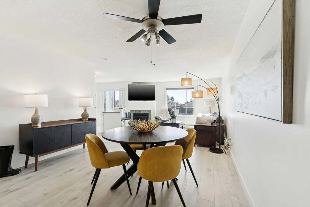 102 6102 Valleyview Park Se, Calgary