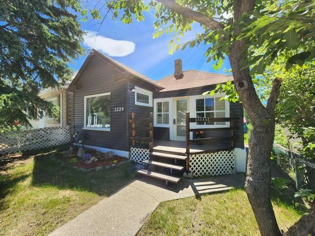 2229 210 Street , Bellevue