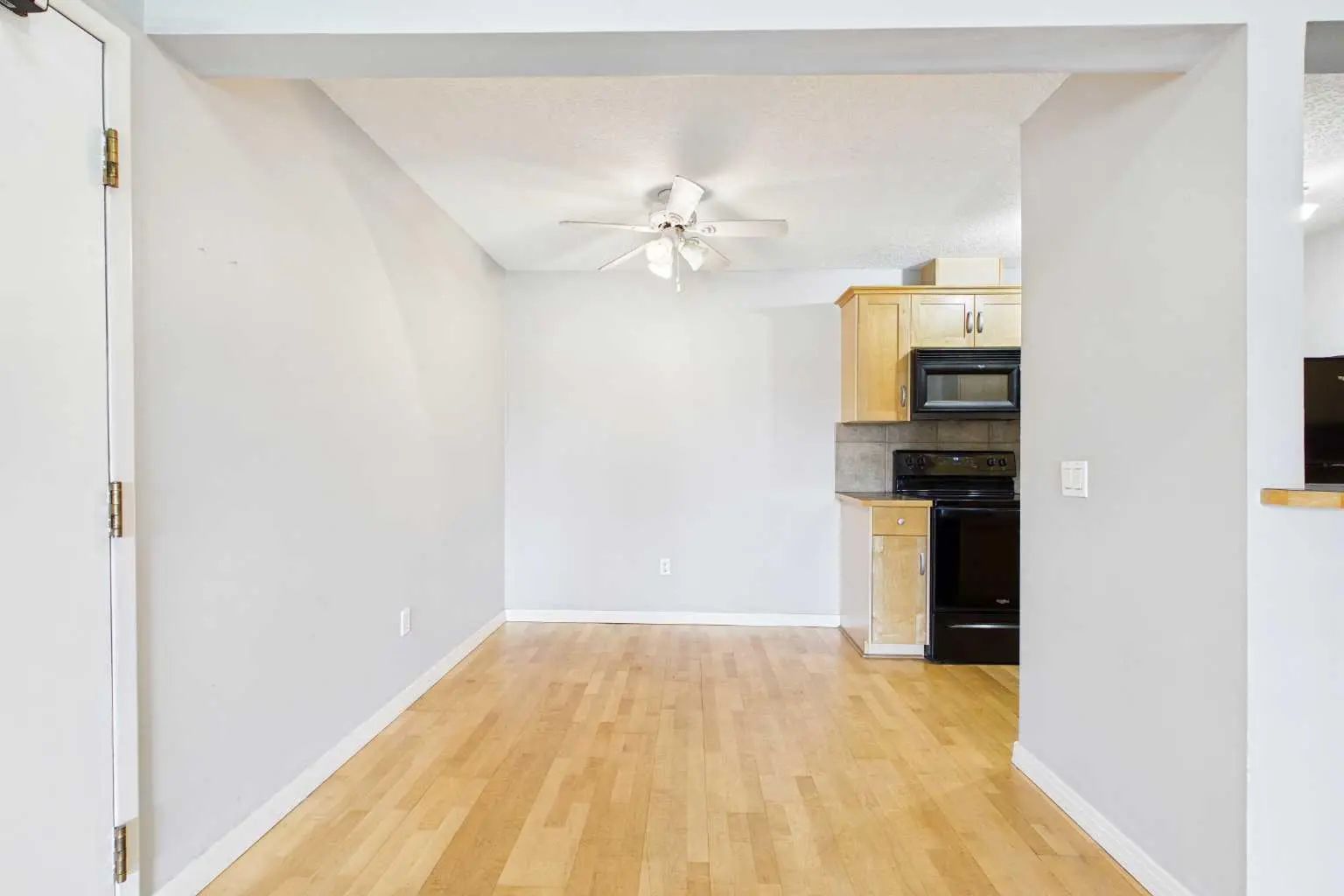 4214 13045 6 Street Southwest, Calgary – Residential Apartment Listing Photo 13
