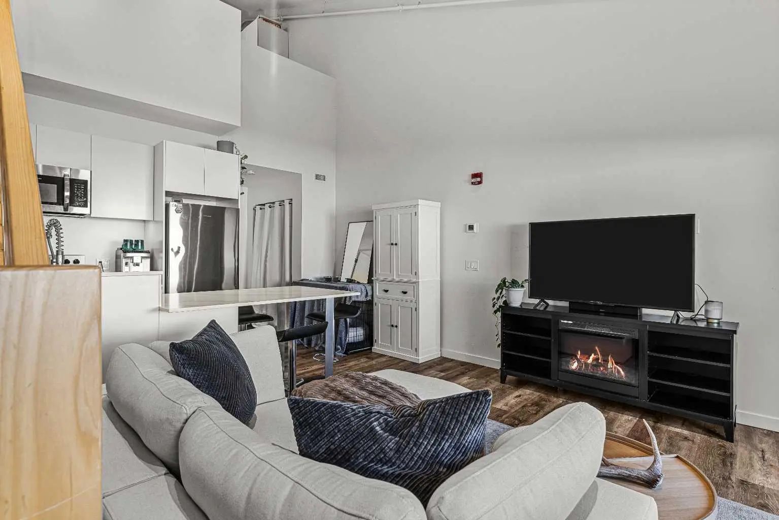 212b 1 Industrial Place , Canmore – Residential Apartment Listing Photo 8