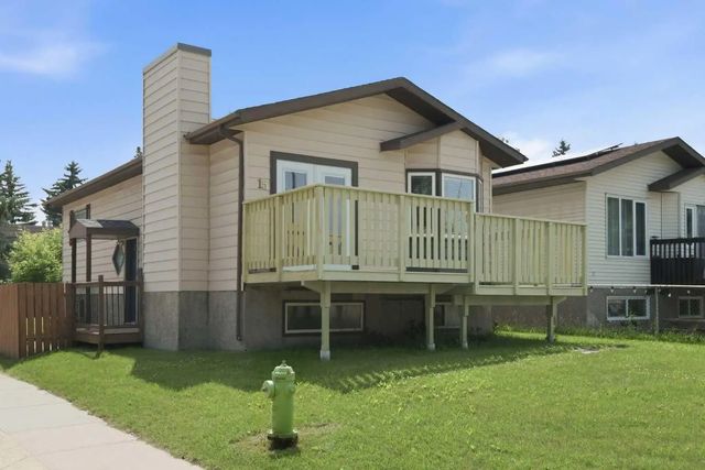 15 Oliver Street , Red Deer