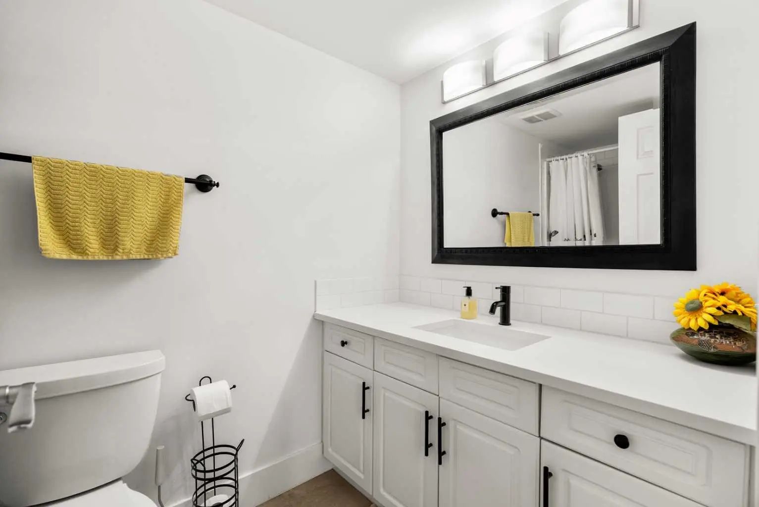 207 2425 90 Avenue Southwest, Calgary – Residential Apartment Listing Photo 23