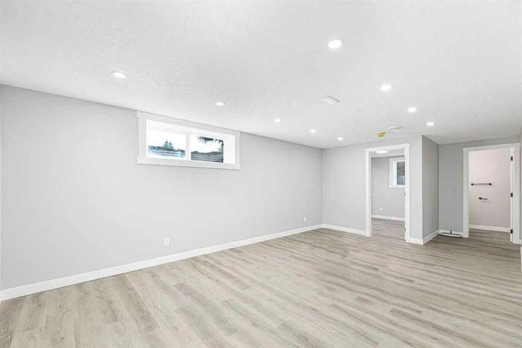 3239 Dovercliife Road Southeast, Calgary – Residential Detached Listing Photo 19