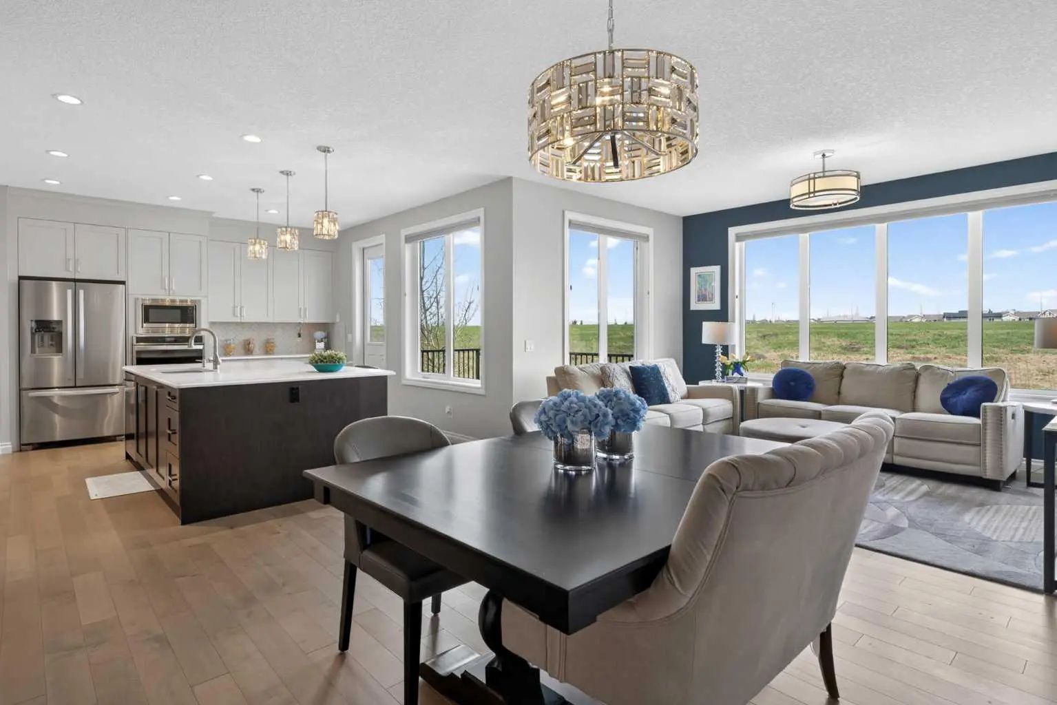 73 Rockyvale Green Northwest, Calgary – Residential Detached Listing Photo 7