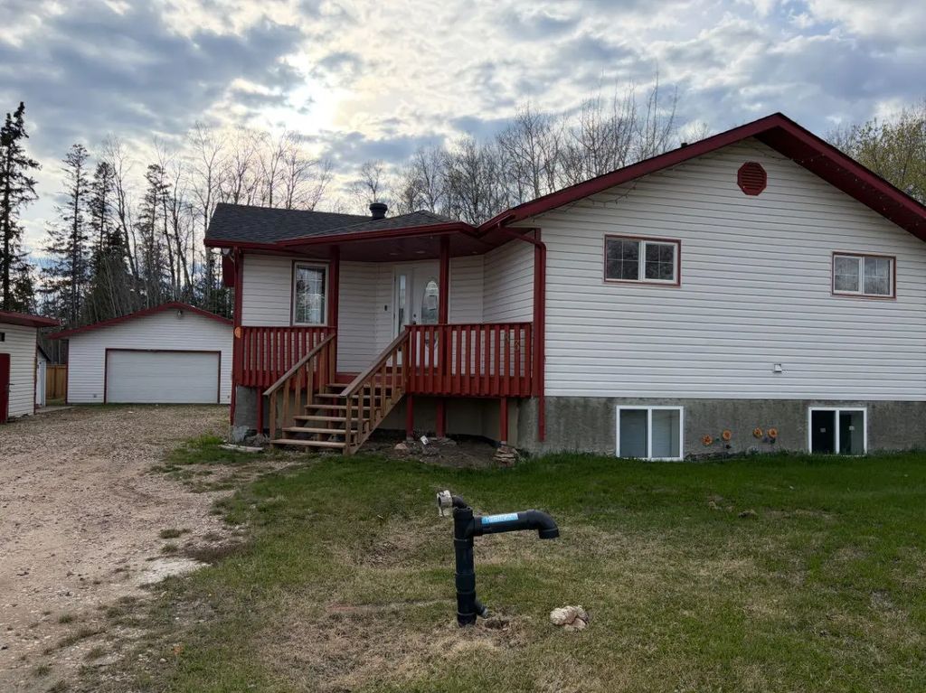 83 Aspen Crescent , Gregoire Lake Estates