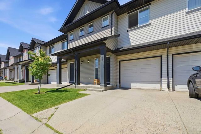124 Everridge Gardens Sw, Calgary