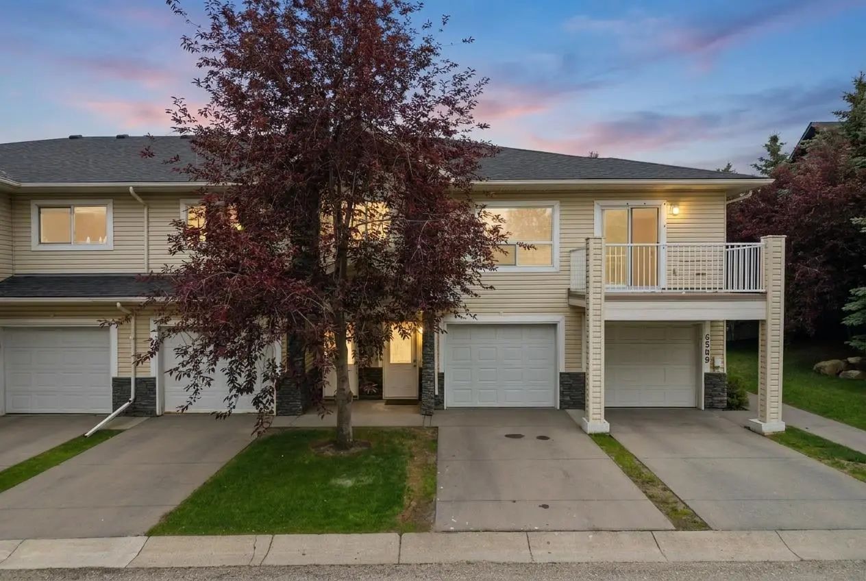 6591 Pinecliff Grove Northeast, Calgary – Residential Row/Townhouse Listing Photo 2