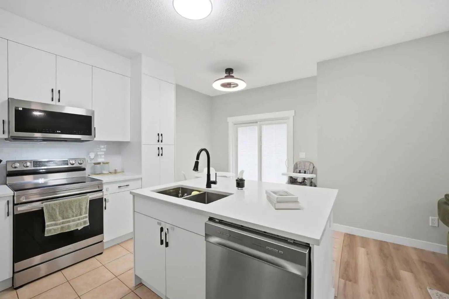 793 Luxstone Landing Southwest, Airdrie – Residential Detached Listing Photo 17