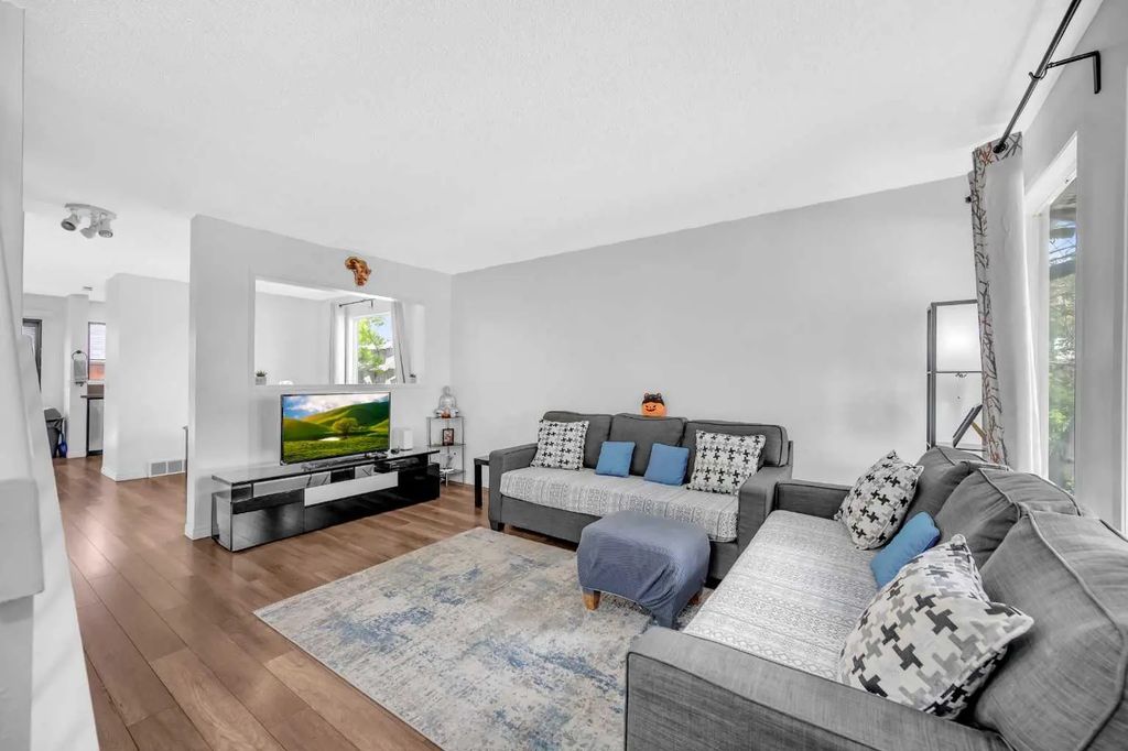 54 Templegreen Road Ne, Calgary